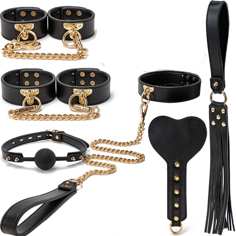 Set BDSM 7 Piese Luxury Negru/Auriu Passion Labs