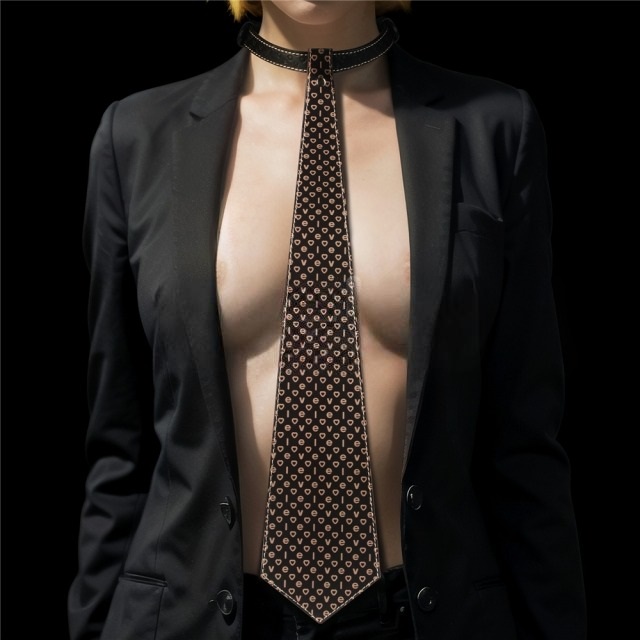 Soft Bondage - Zgarda tip Cravata Rebellion Reign, Negru/Maro, Erotic24.ro